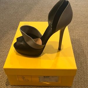 Fendi black and gray heels